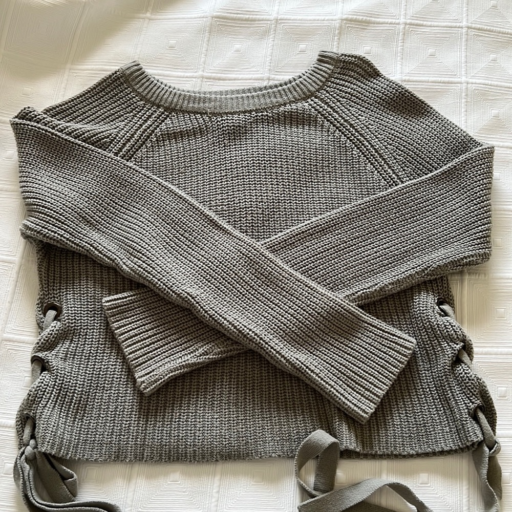 Women’s mint knit cropped sweater